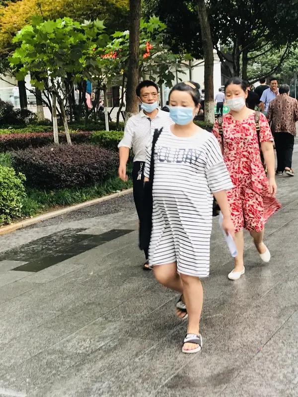 医院回应63岁高龄孕妇产女！背后真相看哭全网，母爱真的能逆天改命你敢信吗？