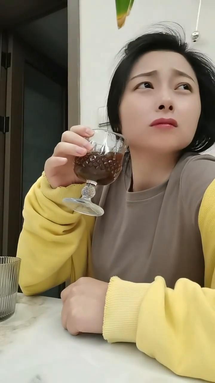 哎呦我的妈，哈哈哈哈。