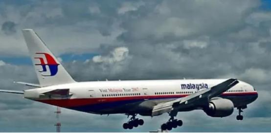 消失11年多的马航370今天突然爆出个炸锅消息，马来西亚刚官宣12月30号，这架