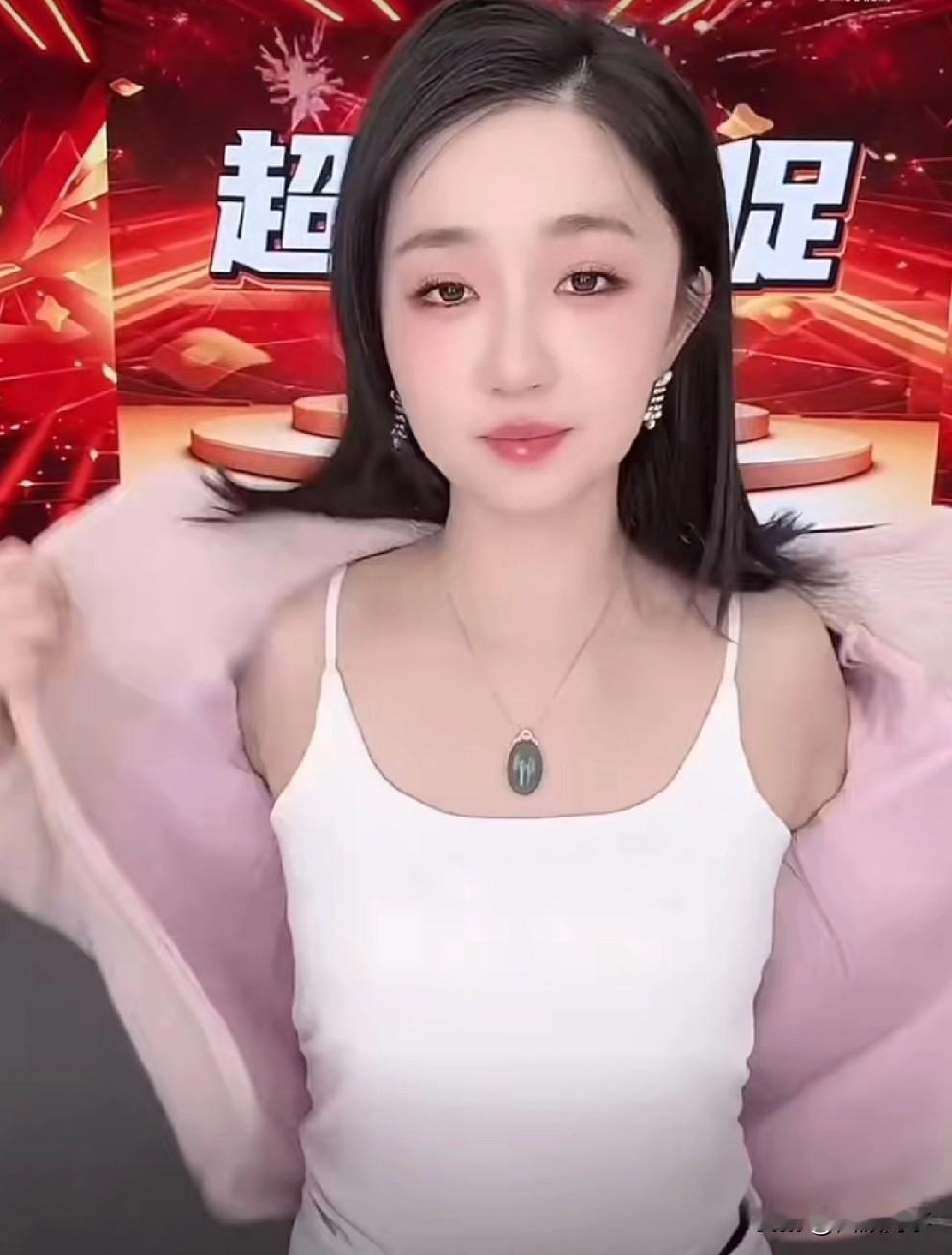 当初瑞雪刚要上架牛羊肉卷时，就被ks官方连同蛋蛋一并强制关播，大批粉丝涌入“辛选