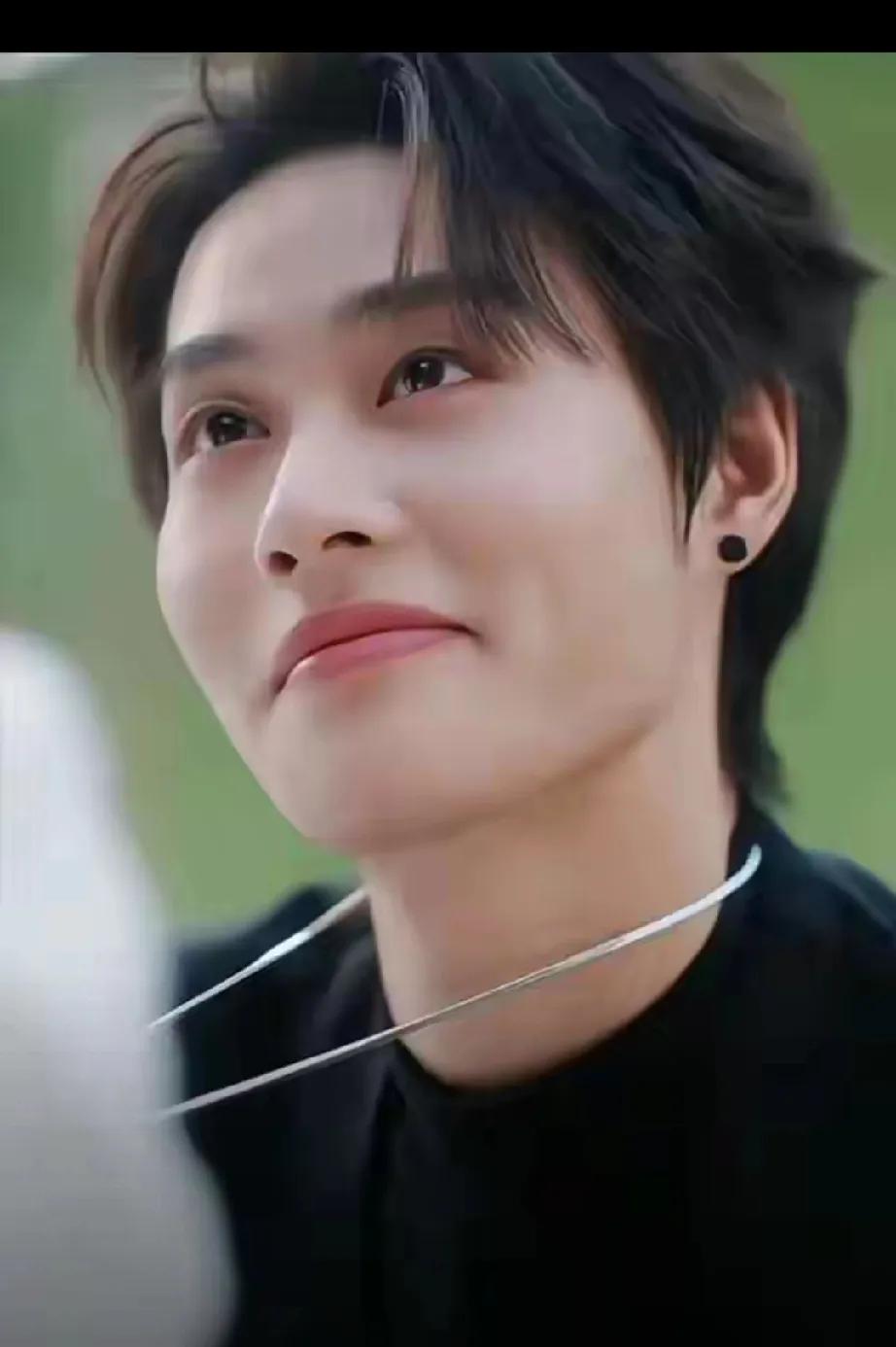 25岁短剧“天花板”柯淳，从素人逆袭成“短剧一哥”，身价飙升，风光无限！可这背后