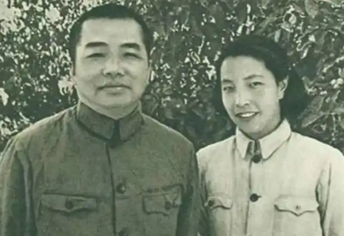 48000元背后的元帅情殇：彭德怀与浦安修离婚时，组织说了这句耐人寻味的话