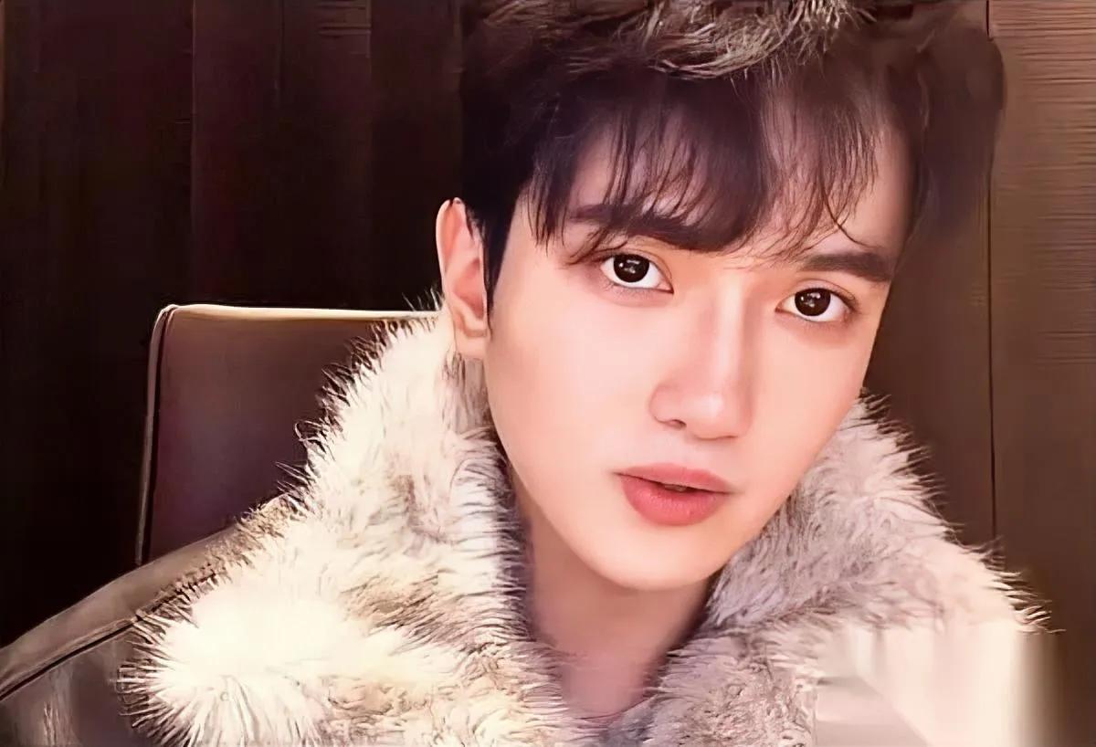 90后金融博主捐10万给嫣然配文“我们是天使不是恶魔”原来他藏着个10年