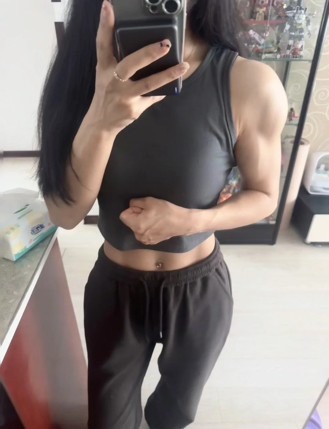 想腰细，那你就练肩喽！