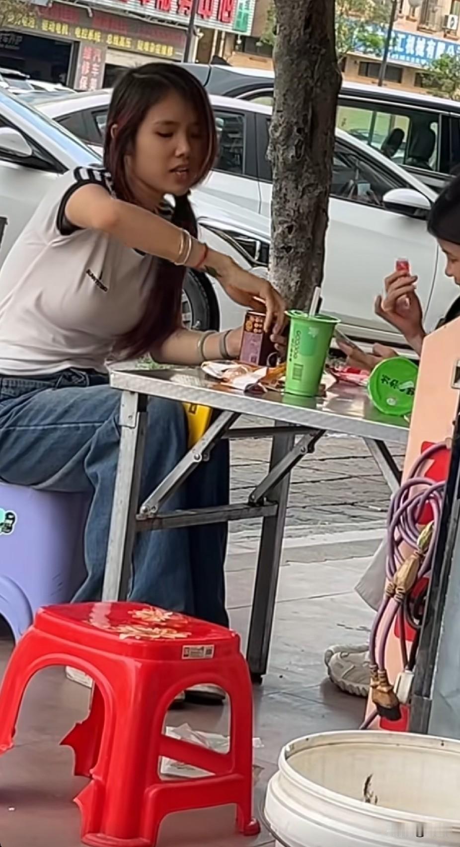 带红绳是不是代表可以追