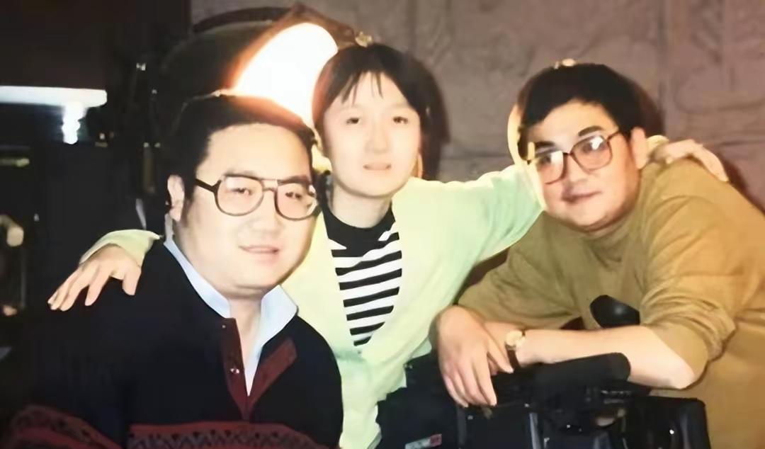 谌容离世才一年，再看嫁给英达28年的梁欢，还真应了冯小刚那番话。作为外人眼中北大