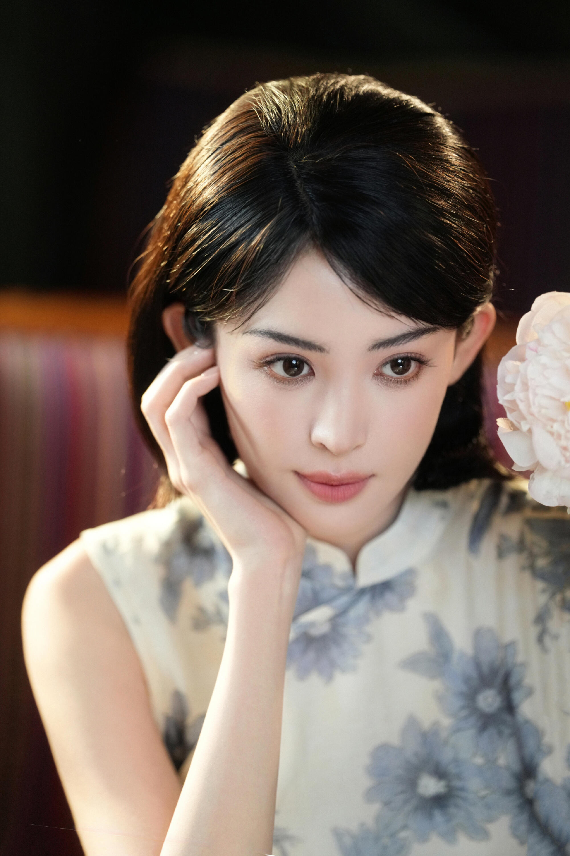 娜扎内娱发腮受益者至今不知道娜扎的短板在哪里，好养眼的一张脸！不愧是女娲毕设[捂