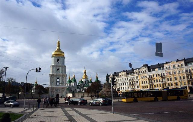 我国gdp增长图_2018我国gdp占世界(3)