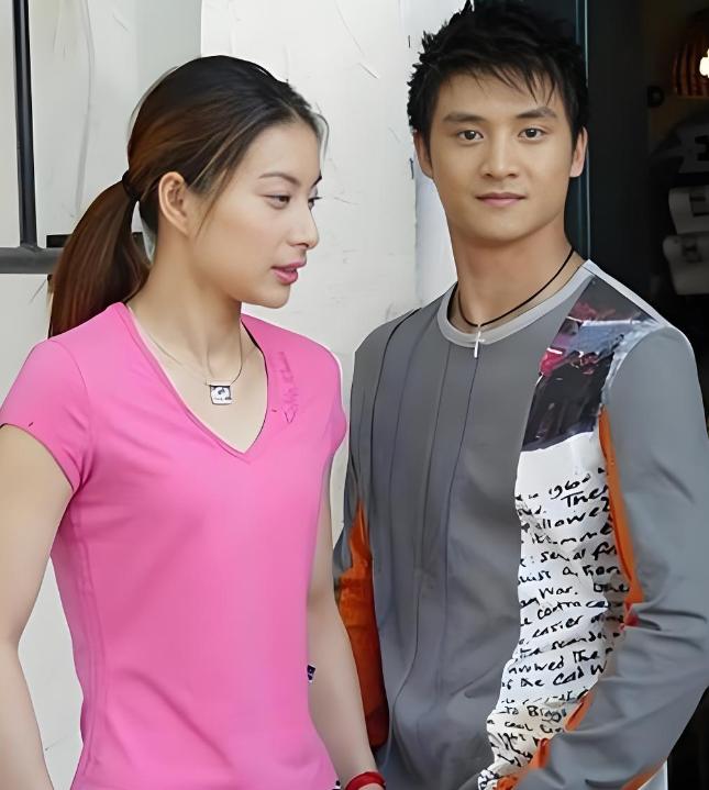 当年田亮执意要娶叶一茜为妻，母亲对此愤怒不已：放着游泳皇后郭晶晶不要，你非要娶一