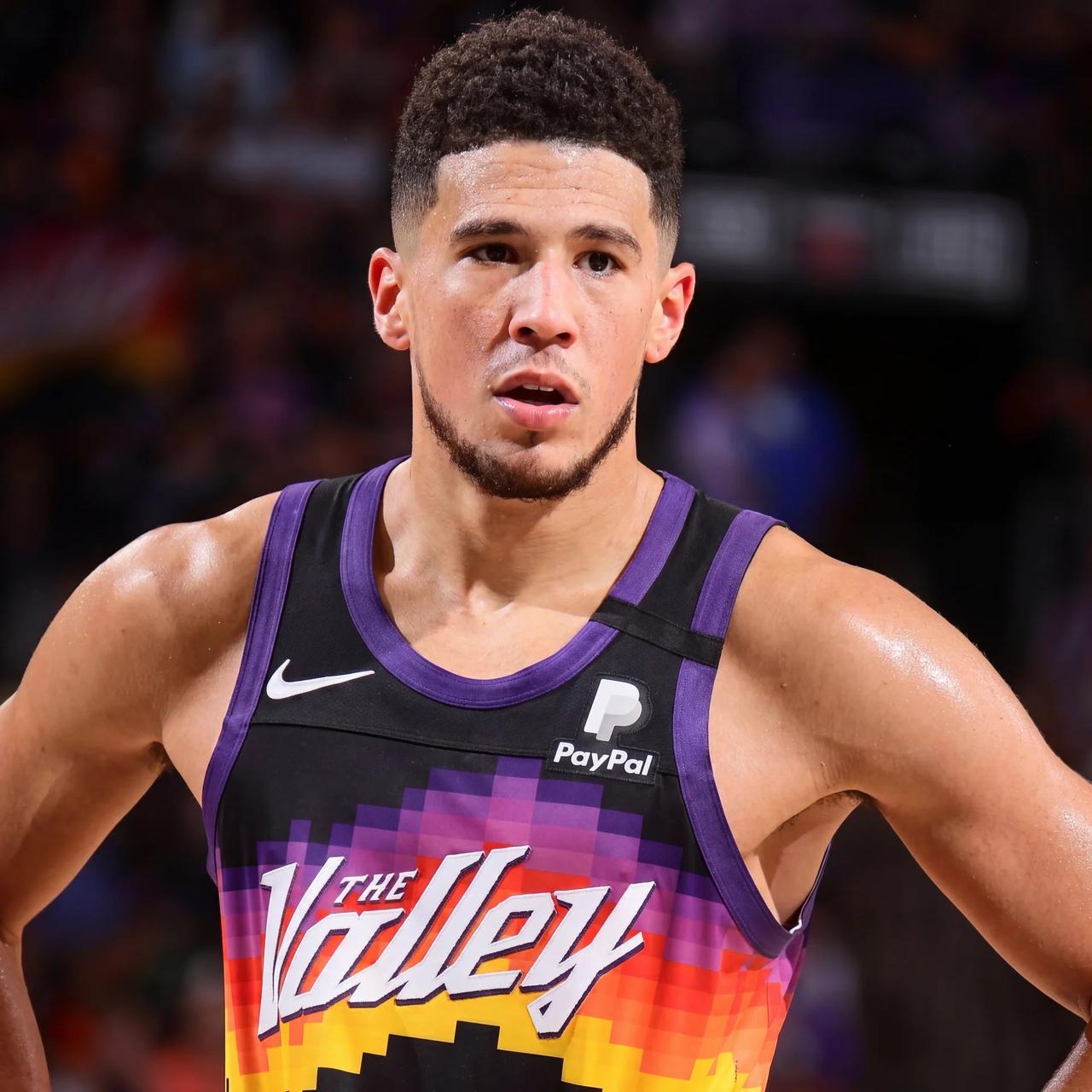 德文·布克原本被认为是这十年最耀眼的得分后卫：2020：无缘季后赛（复赛园区8