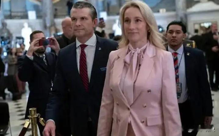 ☁美国防长赫格塞斯现在估计想死的心都有了这位年过半百的政客,人生轨迹本