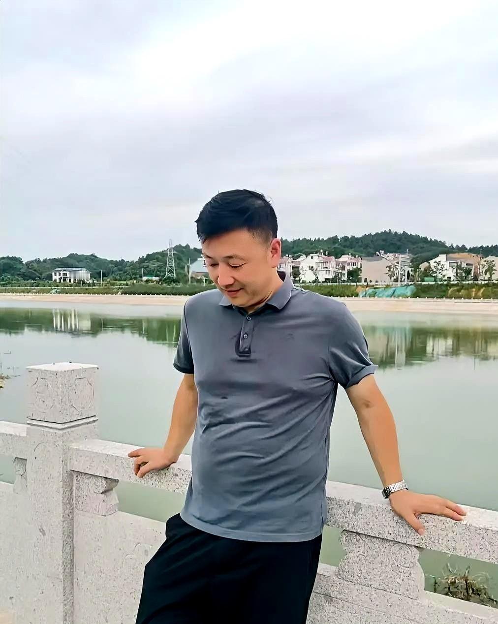 老公去做了一次全面体检，天哪！我翻着报告单手都在抖，高尿酸、高血脂、糖尿病前