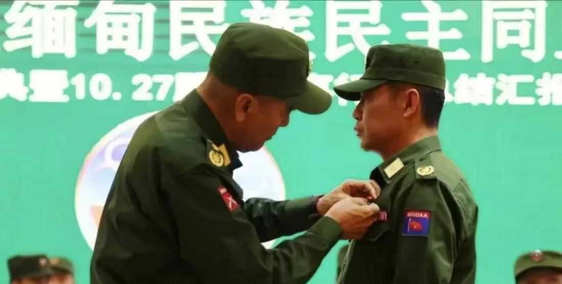 同盟军到底是好是坏？是敌还是友？首先同盟军由彭德仁领导，目标是建立一个由果敢华