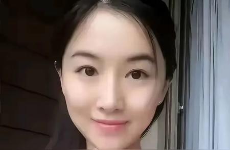 翟欣欣骗婚案大揭秘：金钱与复杂关系的背后 最近，那个闹得沸沸扬扬的翟欣欣骗婚