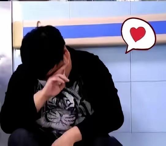 你敢信吗？浙江一位大哥，背着208万的房贷，每月雷打不动存9100块，整整9年没