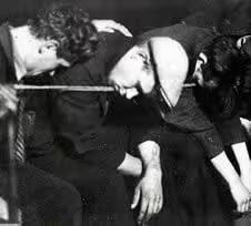 说什么“明朝清朝都一样烂”的人，敢不敢说，大英帝国也跟清朝一样烂？清朝同时代，