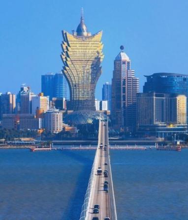 澳门之所以不闹腾，不闹独立，不闹分裂，不闹反共，甚至不闹亲台亲美，最重要的原因是