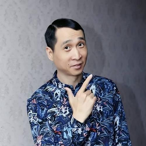 二十年老友彻底闹僵！韩兆杨议公开对峙，昔日搭档情谊惹人唏嘘✨条子韩兆直接开