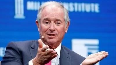 嘿！你知道苏世民吗？他可是个挺厉害的人物呢！从一个普通家庭出身，到后来成为全球金