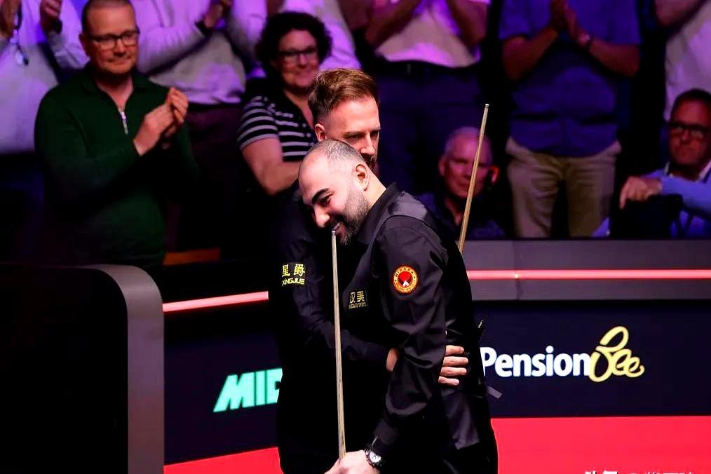 榜单一抖，台球圈立刻炸开。世锦赛打到8强时，7个还是TOP16，表面风平浪静。