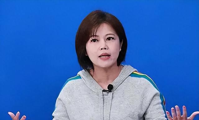 岛内网红“馆长”陈之汉前晚飞抵上海，并全程开直播，引起讨论。国民党议员游淑慧在脸
