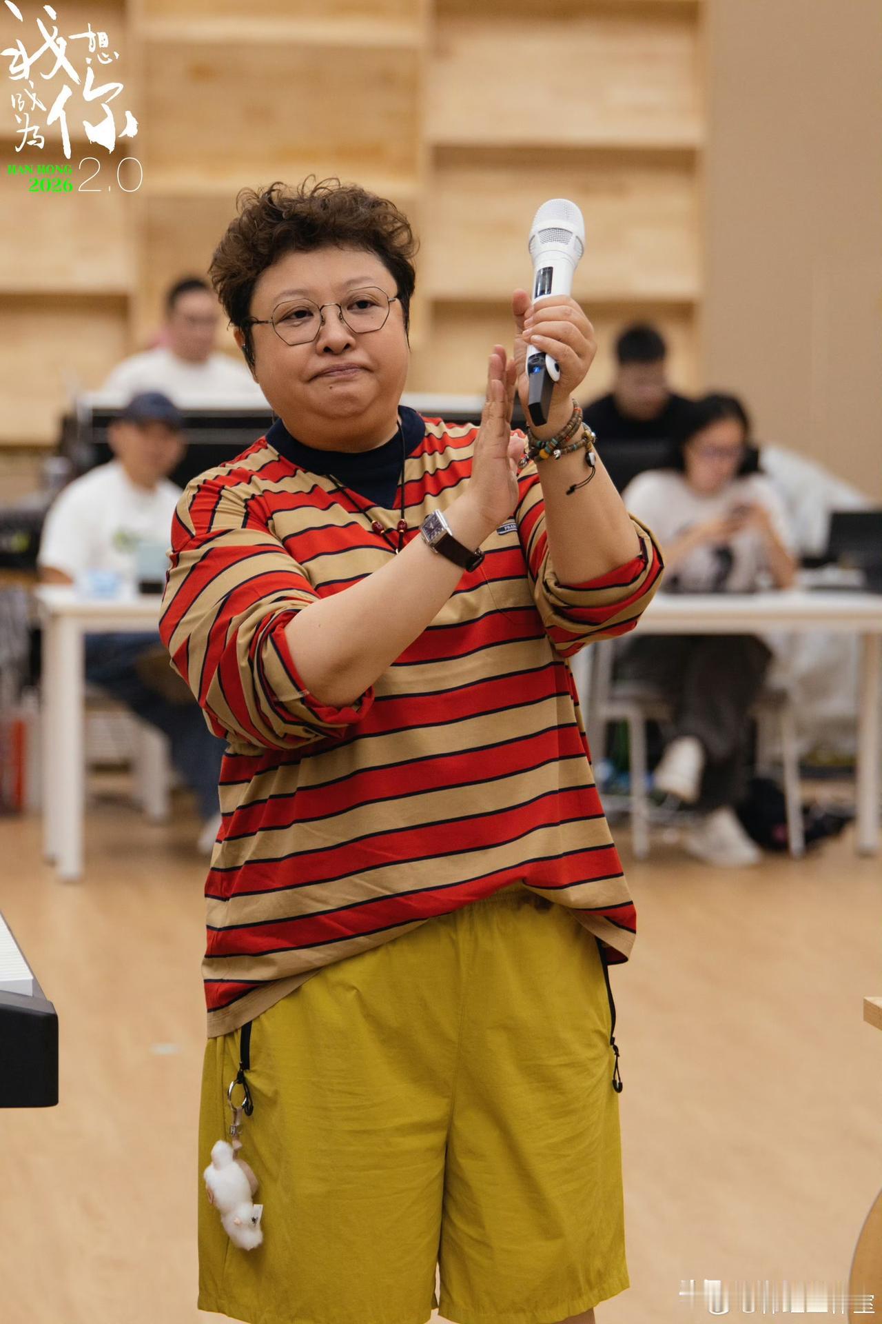 6月30日，韩红发长文道歉！闭口不提之前发圈要退出公益行列一事，特别强调公众信