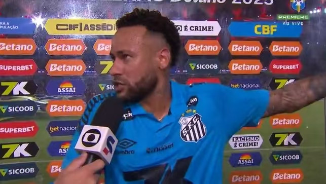 内马尔真倒霉！本轮巴甲，桑托斯2-3不敌弗拉门戈，排名深陷降级区。本场比赛，