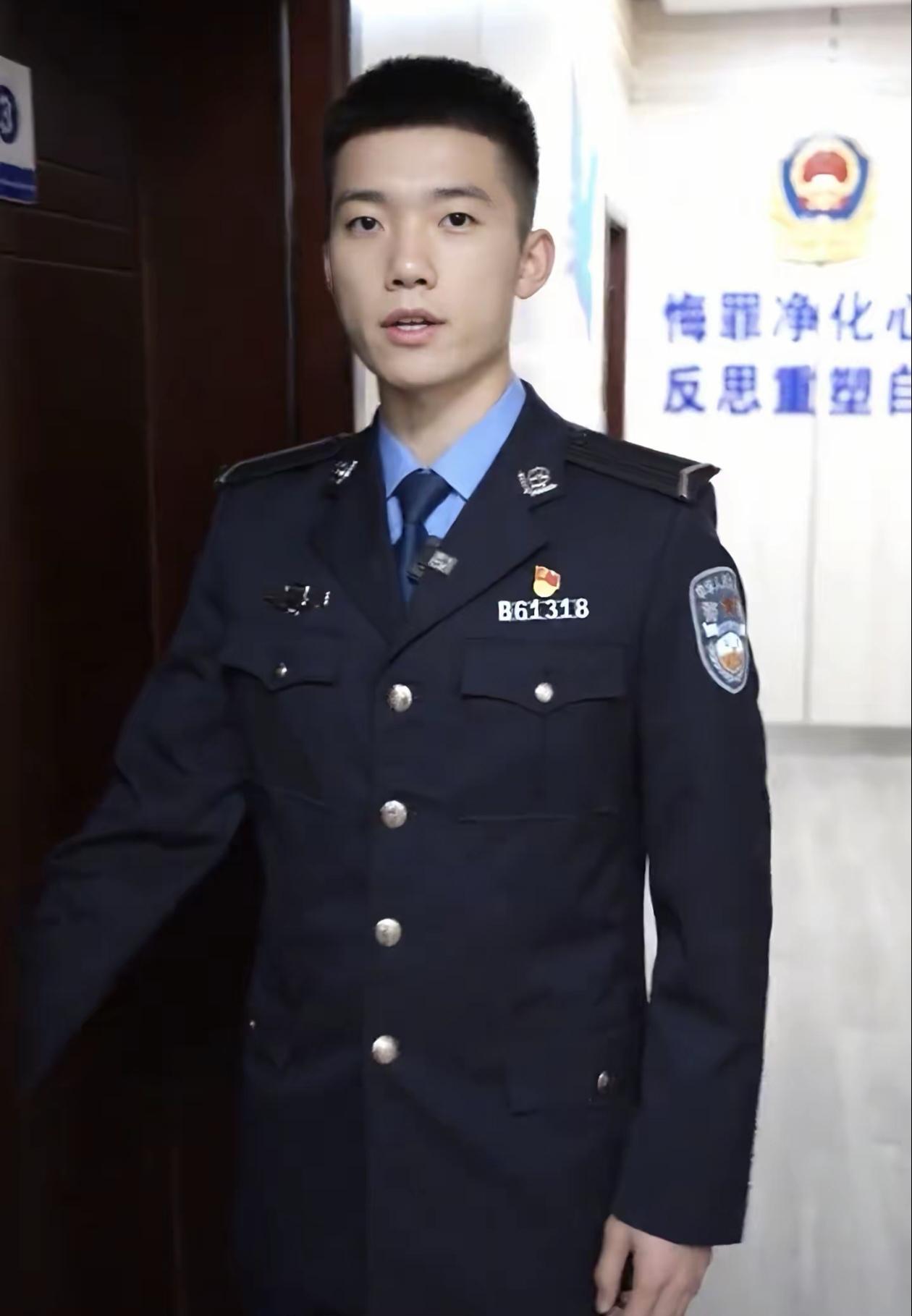 年仅26岁，山东薛城年轻帅气的人民警察王琛去世了！确诊前已有症状，但还坚持出差，