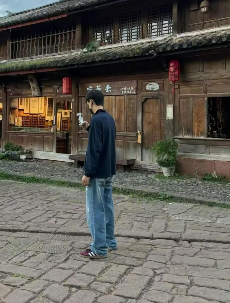 李现回沙溪古镇了，我们《去有风的地方》拍摄地