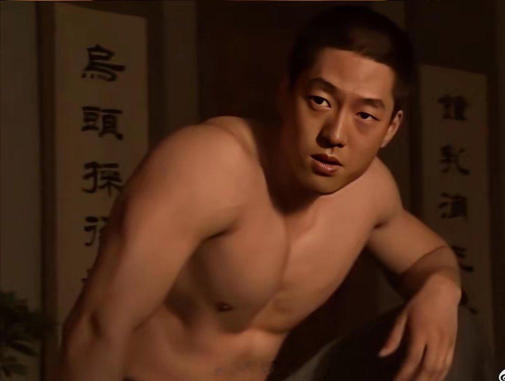 林萧肃身材这么优秀，姚晨离开了他，不会感到后悔吗？