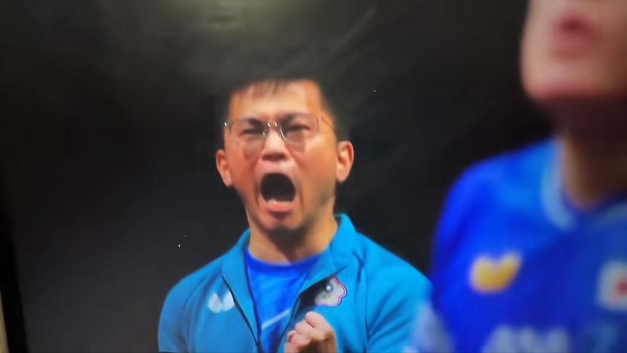 林昀儒的教练，对比樊振东教练，真把我“笑死”了林昀儒教练王翊泽：林昀儒你个