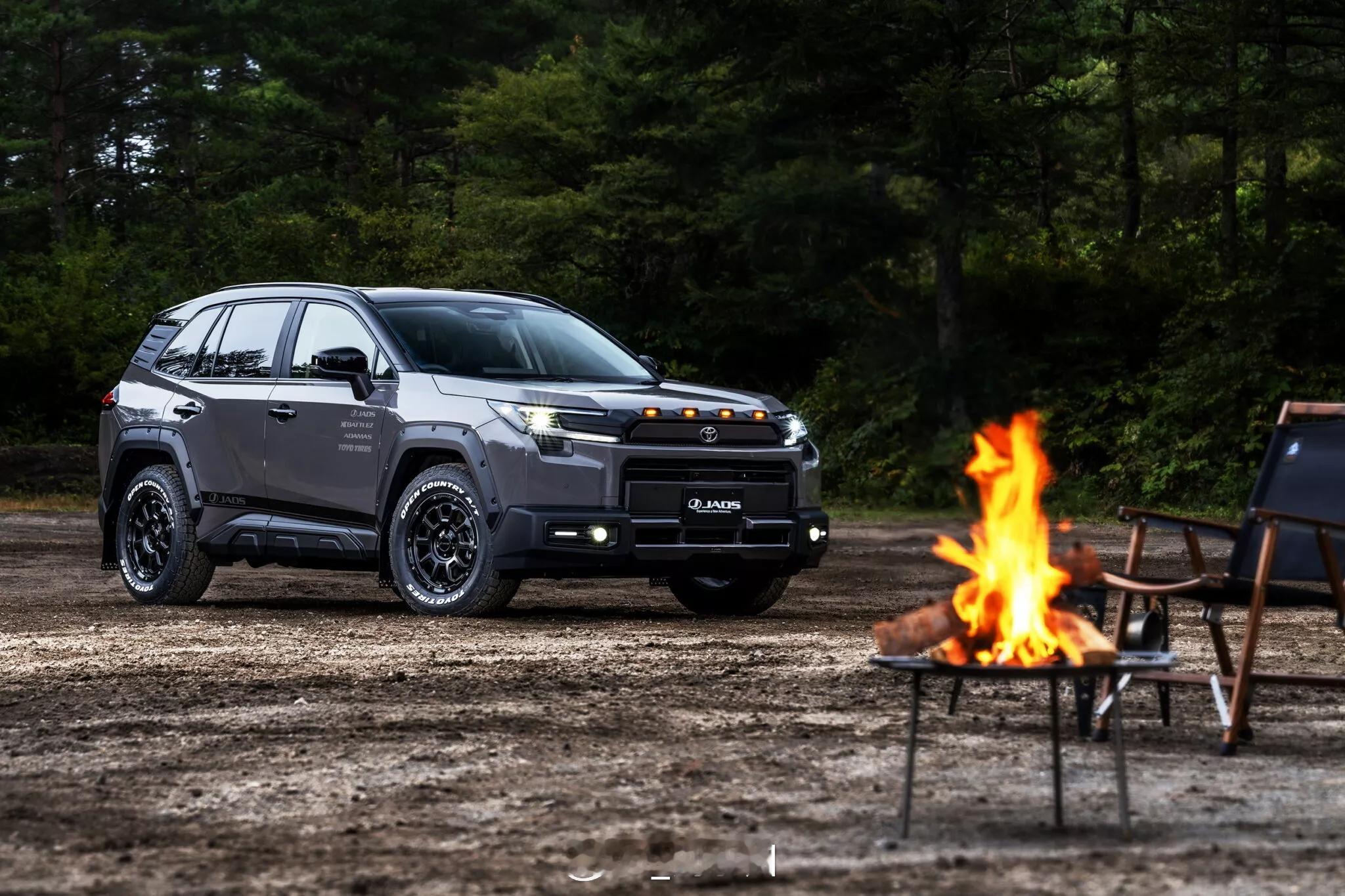 全新一代丰田RAV4改装案例全新一代丰田RAV4改装案例，这个越野姿态还不错吧