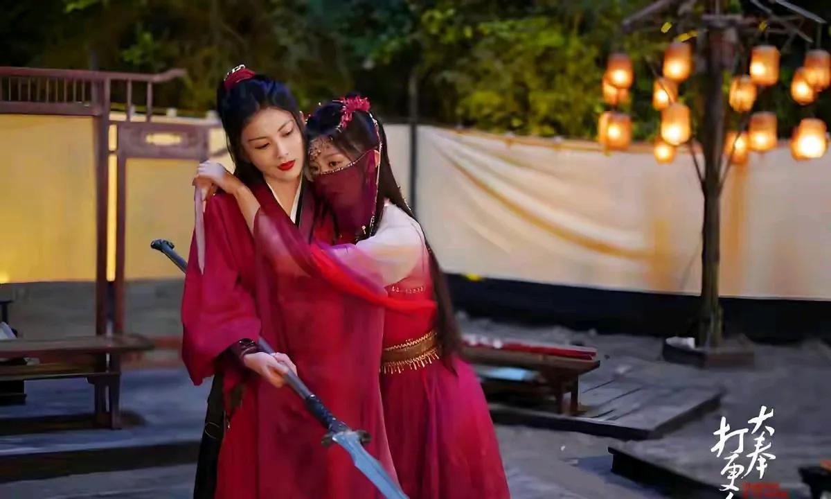造假录才是真耀祖。一千万扑街剧程序员抬到四千万。腾讯就不是《大奉打更人》的出品