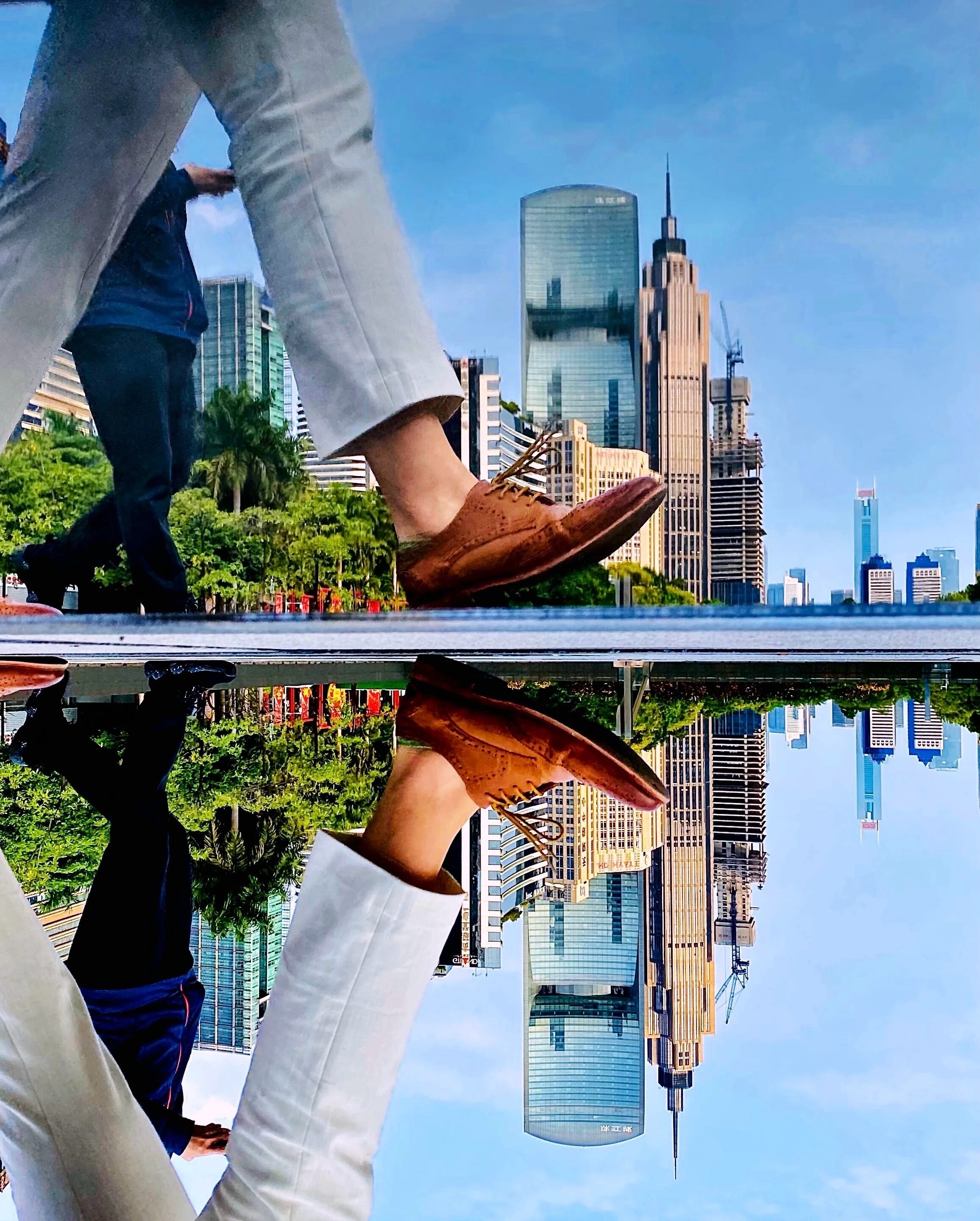 2026年，请务必尽全力托举自己。你不需要费尽心思去搞定谁，去讨好谁。你只需要做