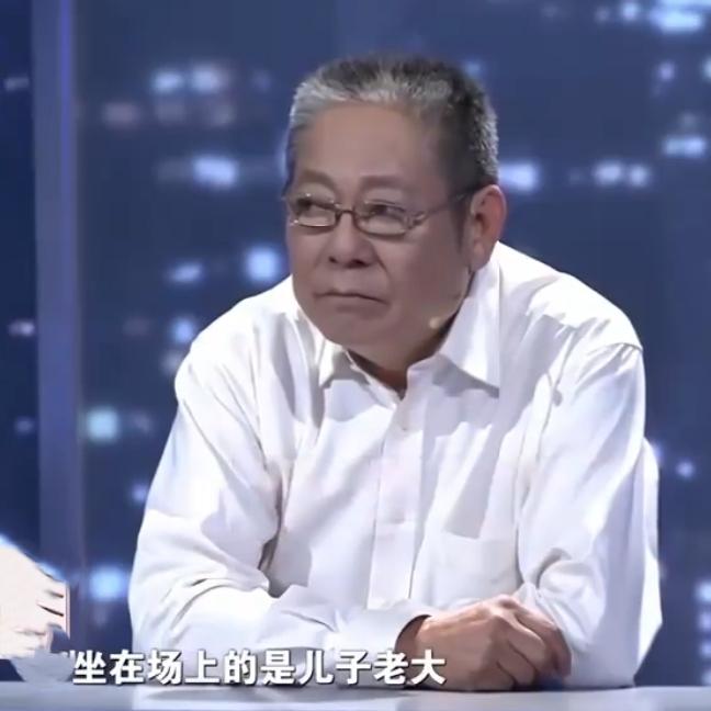何其寒心！92岁老人养7个子女，晚年却无人赡养饿肚子本该安享晚年的92岁老