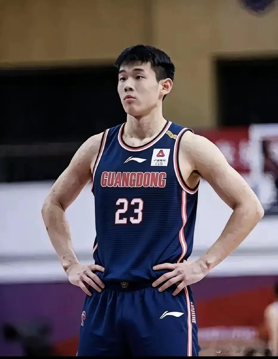 网传广东男篮与南京同曦将迎来球员互换，杜润旺已经先行一步加盟了南京同曦，而接下来