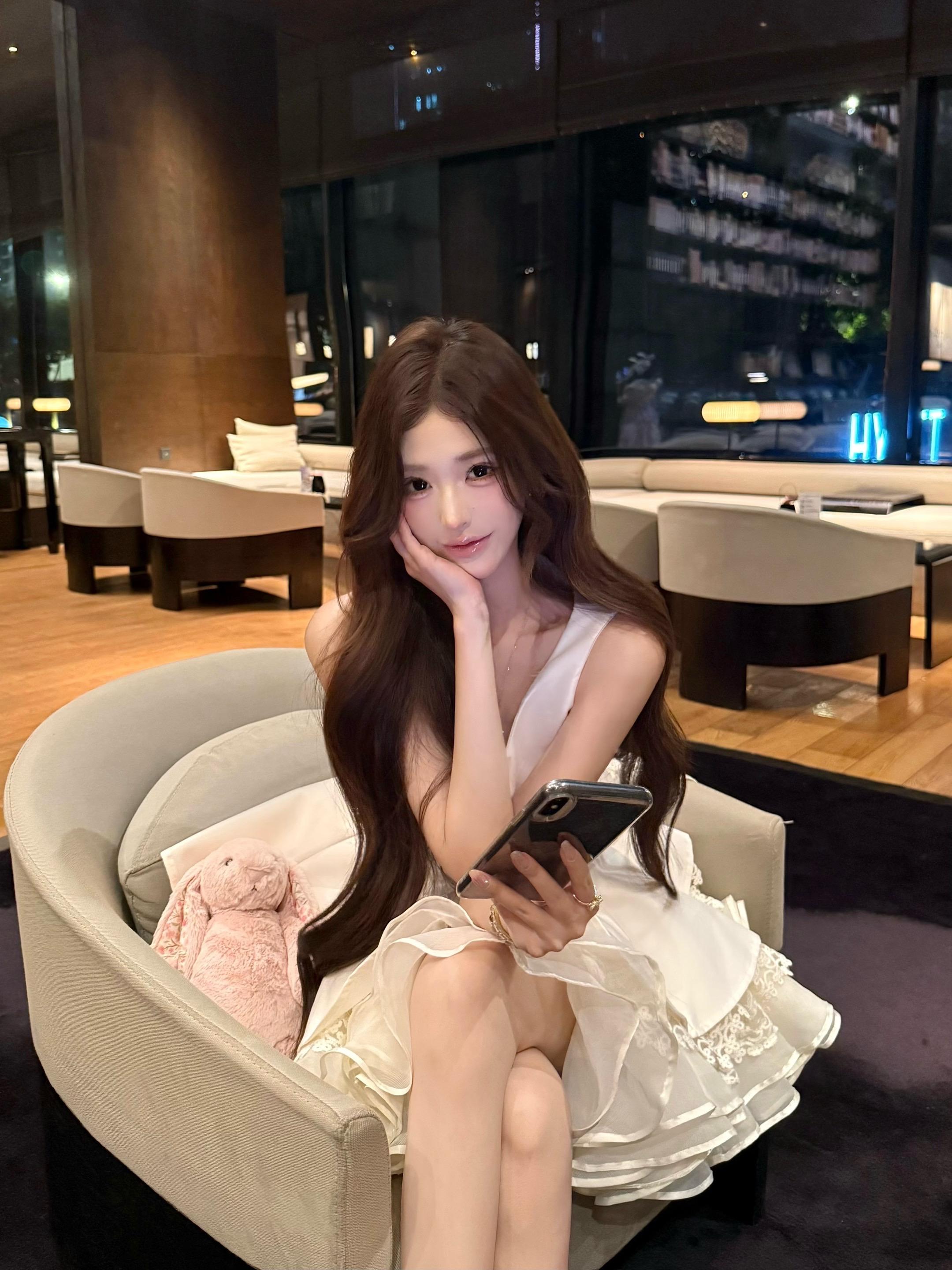 在你心里我是否还像刚开始那样可爱。
