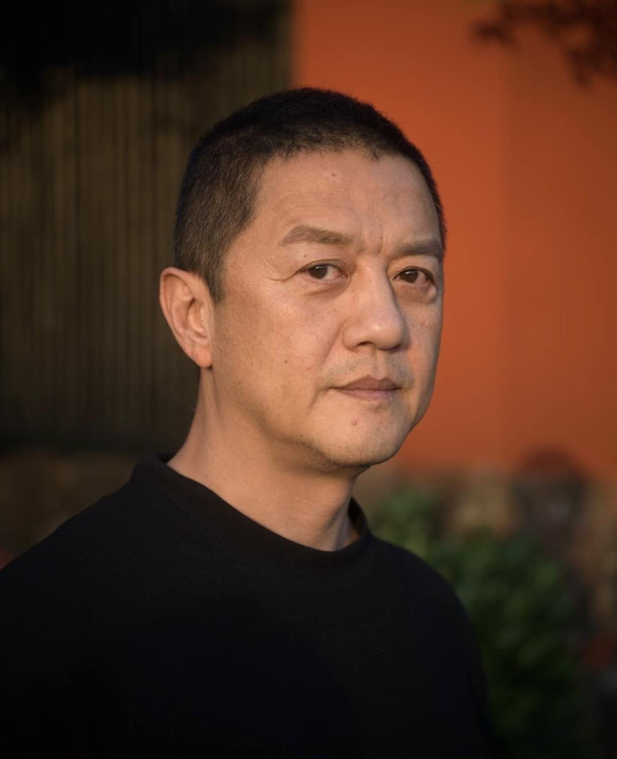 李亚鹏：从欠租到医院“重生”，一场直播卖1.6亿的逆袭！谁能想到，曾因医院欠