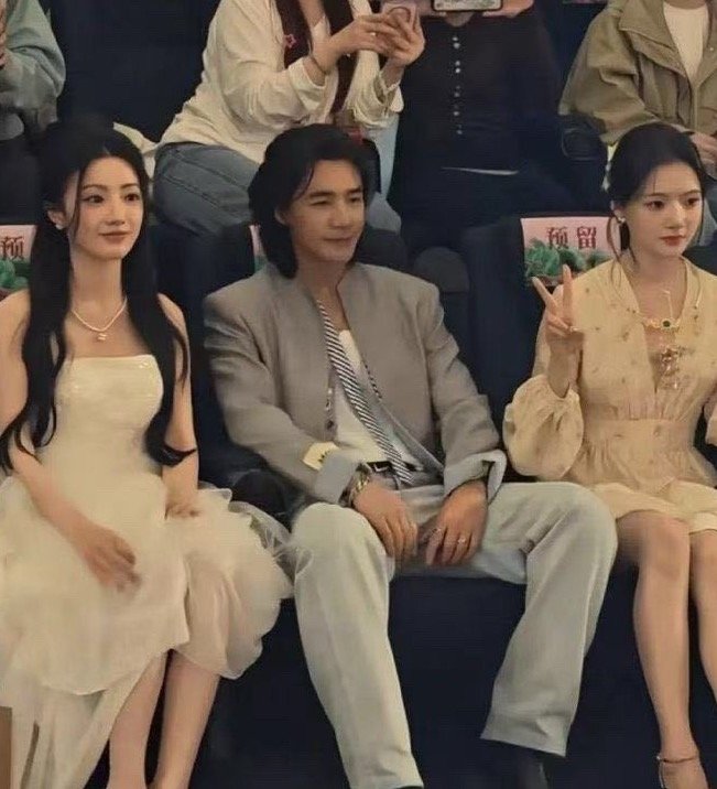 以后再也不说任敏是普女了，这还不惊艳吗？
