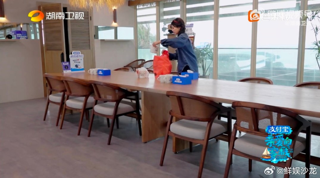 白鹿秦岚一个喊破嗓一个回不了亲爱的客栈12.白鹿喊到破防，秦岚淡定如初，这互动