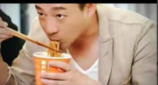 汪小菲两个孩子有点娇弱送到内地夏令营是正确的正好淬炼一下两个孩子的抗压能力。