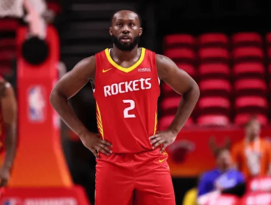 NBA夏季联赛，火箭新秀布鲁斯-桑顿共代表球队出战5场比赛。桑顿场均得到18.