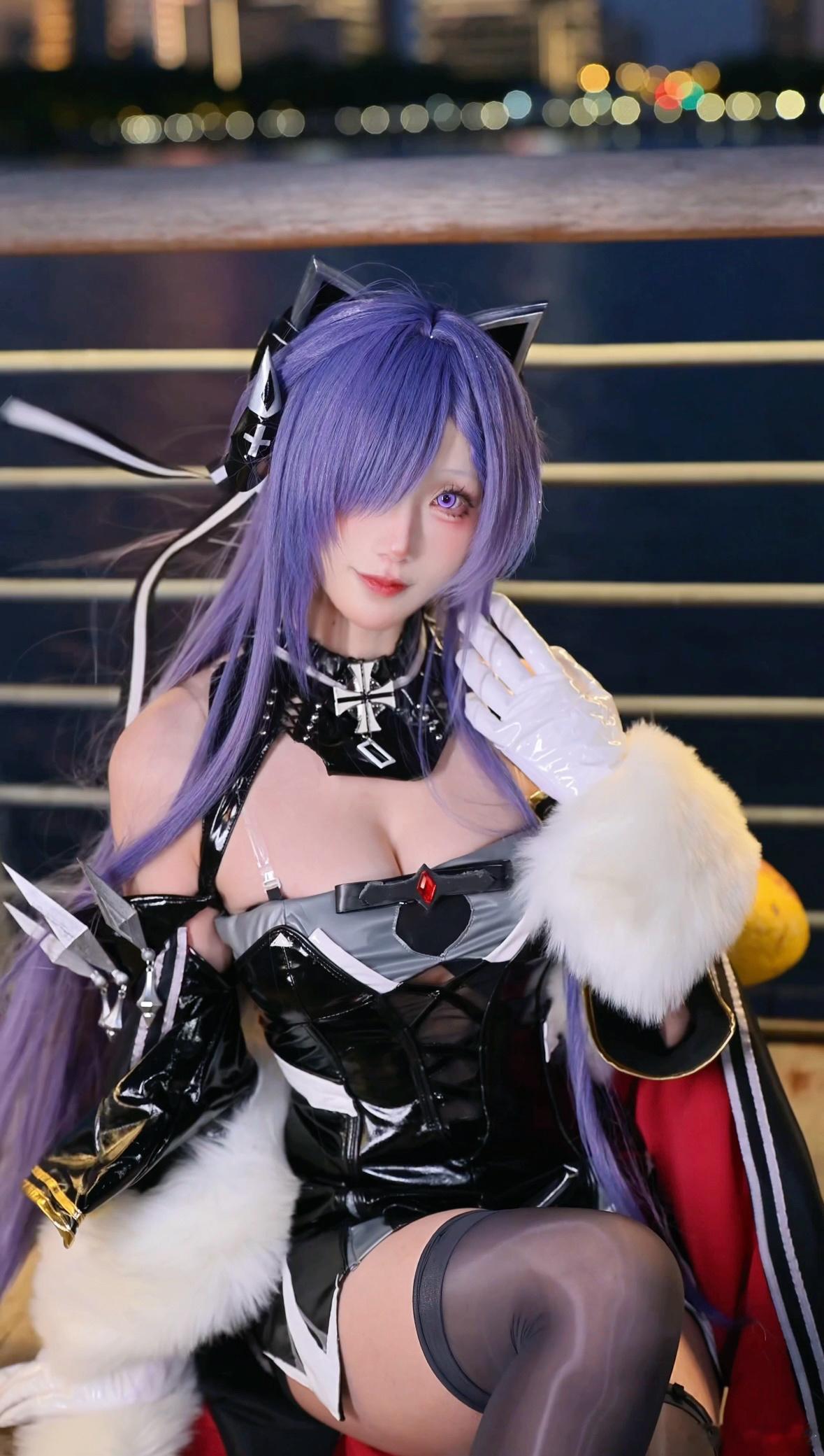 碧蓝航线碧蓝航线9周年奥古斯特cosplay见到奥古斯特雷德了吗？去了无人