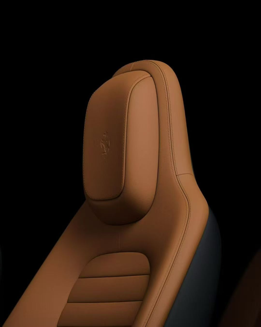 车若初见果里果气也不妨碍人人都爱法拉利，您说是不？法拉利首款纯电超跑Luce内