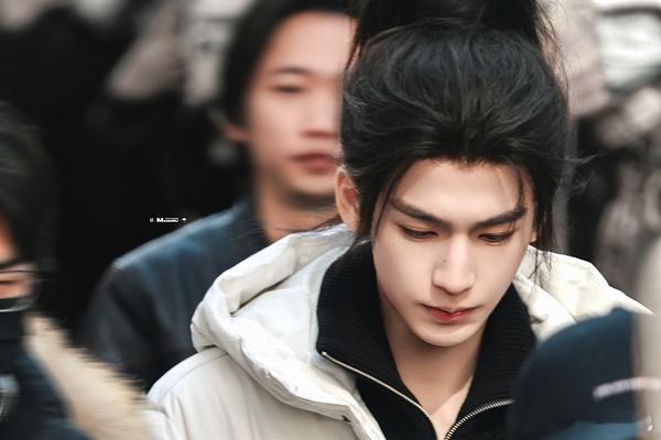 张凌赫归鸾出妆，热血漫画男主即视感张凌赫归鸾出妆