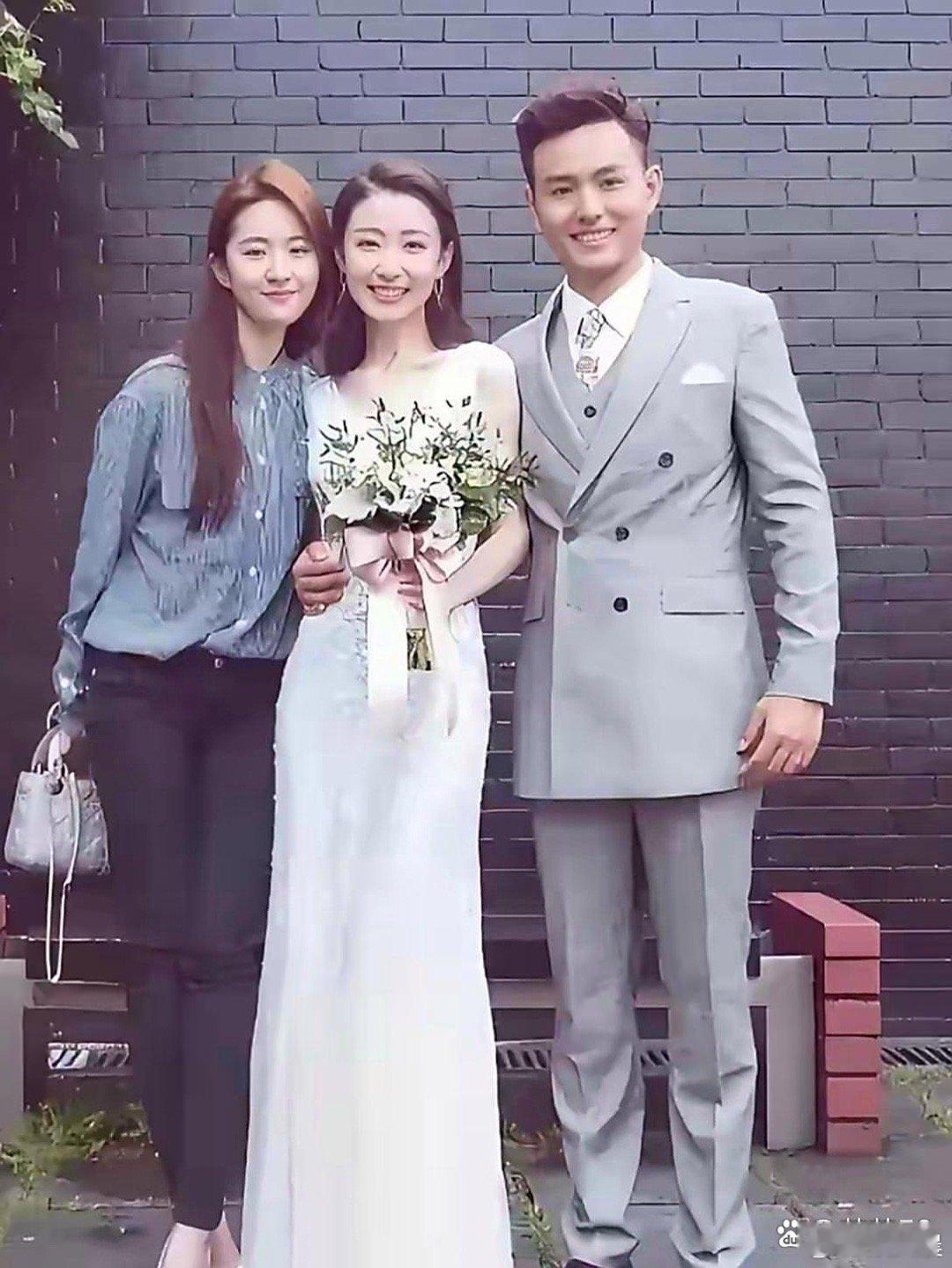 新娘子比刘亦菲还美，太绝了～​​​