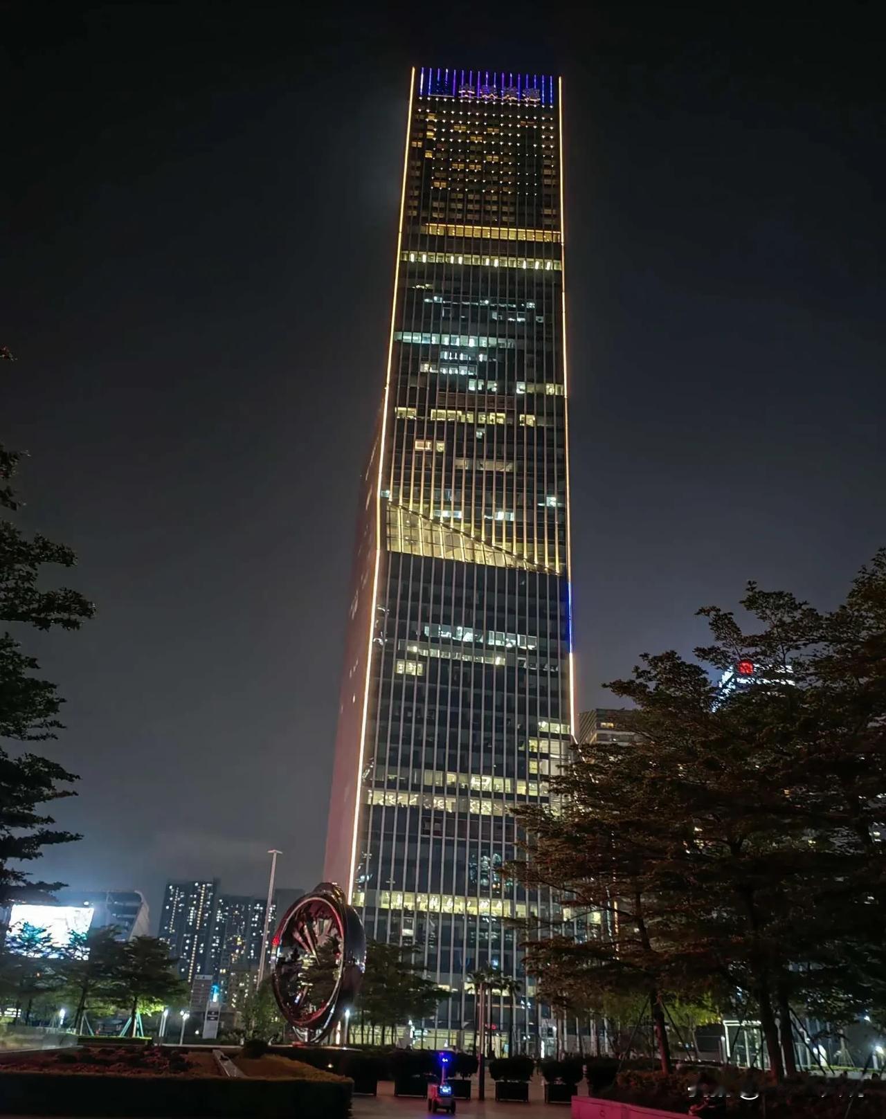 5年前借了朋友10w在石家庄买房，最近朋友把房卖了，想当初65个买的毛坯期房，拿