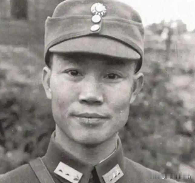 1947年9月，陈诚视察52军时，对军长梁恺、副军长刘玉章说：“52军糟糕透顶，