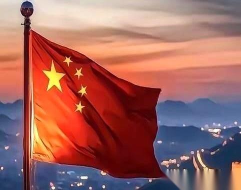 高市早苗把底牌亮出来了，导弹直接往人家门口推。她剧本里想的，应该是对面拍案而起