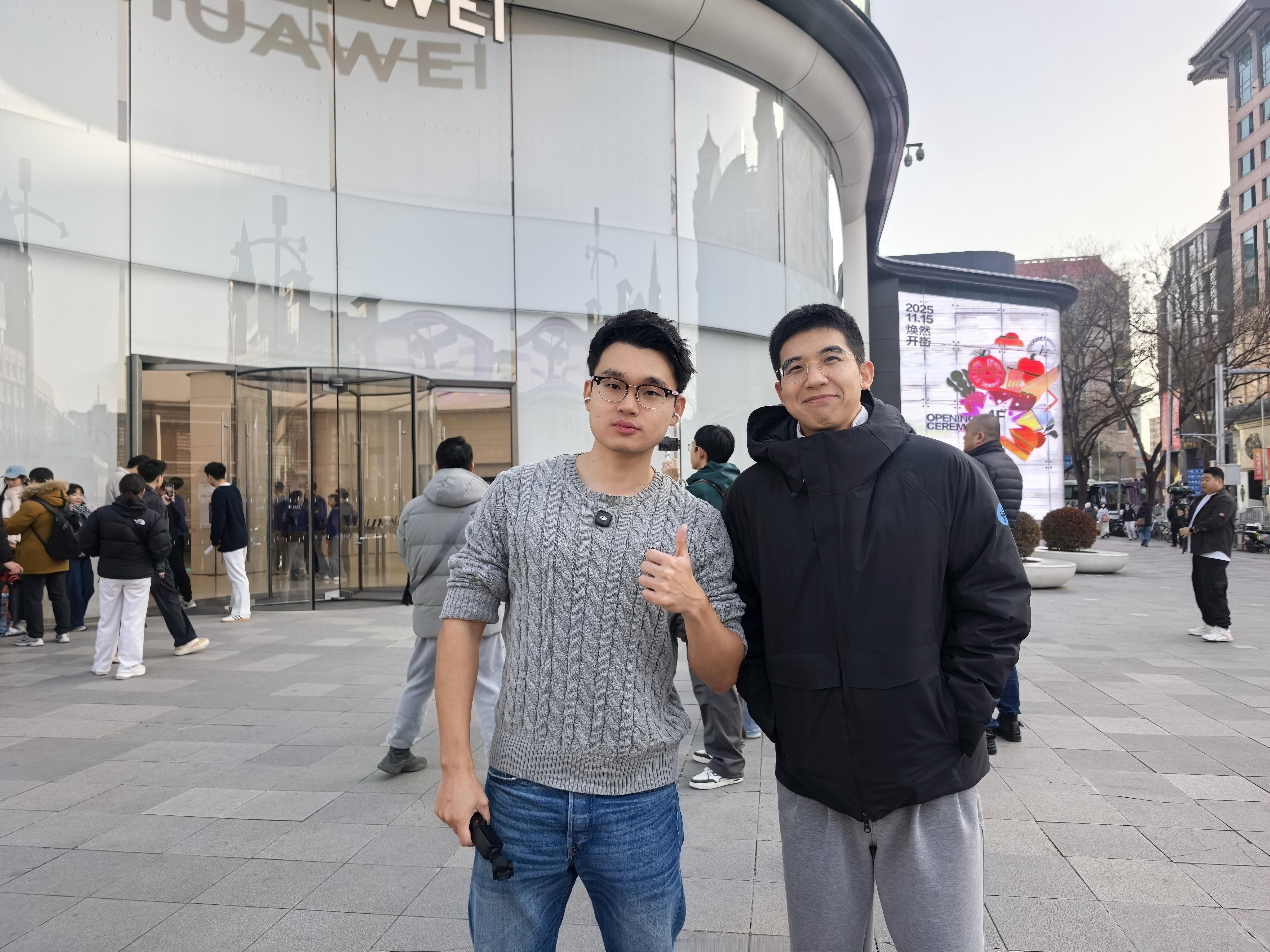 大锤问我冷不冷，我嘴上说不冷，实际冻成孙子了